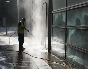 Powerwashing Services for Commercial Properties in Livonia Michigan - building